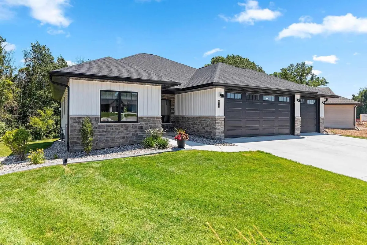 2685 CHAMBERS CROSSING, Green Bay, WI 54313 - #1