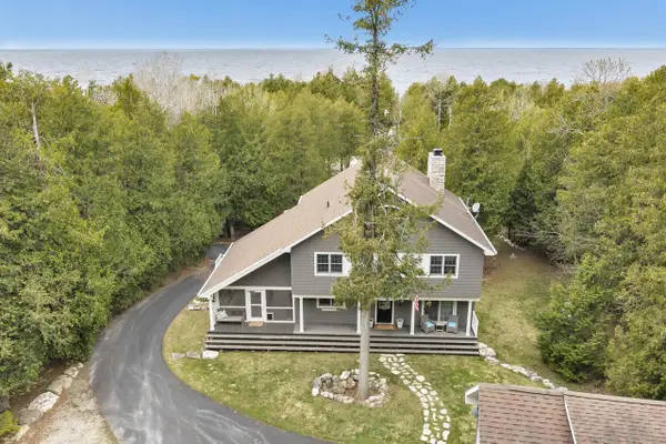 5012 BAY SHORE DRIVE, Sturgeon Bay, WI 54235
