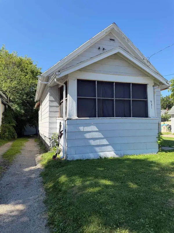 931 SHAWANO AVENUE, Green Bay, WI 54303