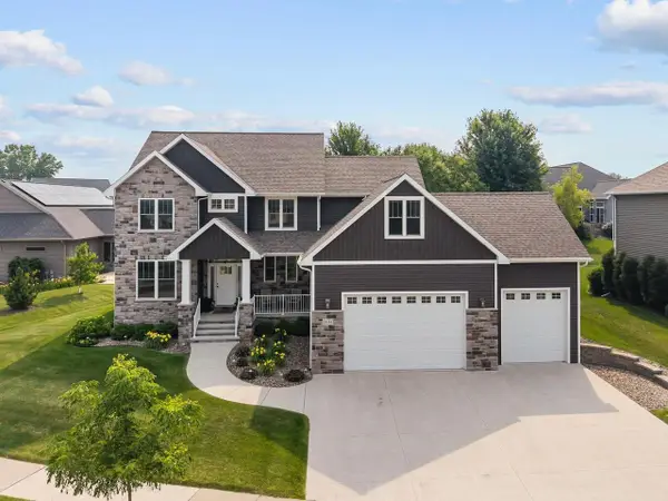 5644 N SUMMERLAND DRIVE, Appleton, WI 54913