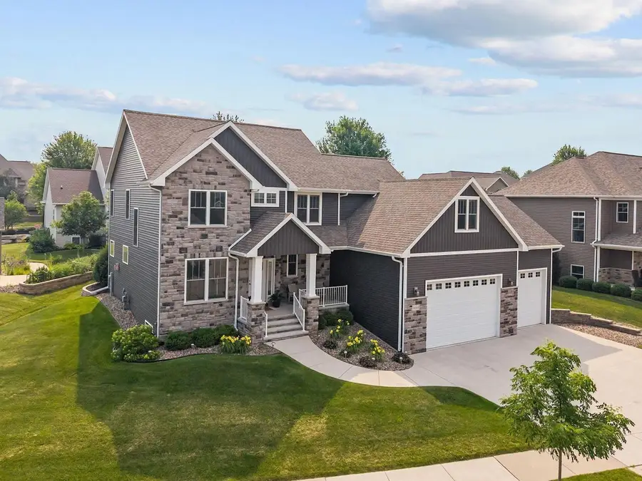 5644 N SUMMERLAND DRIVE, Appleton, WI 54913 - #2