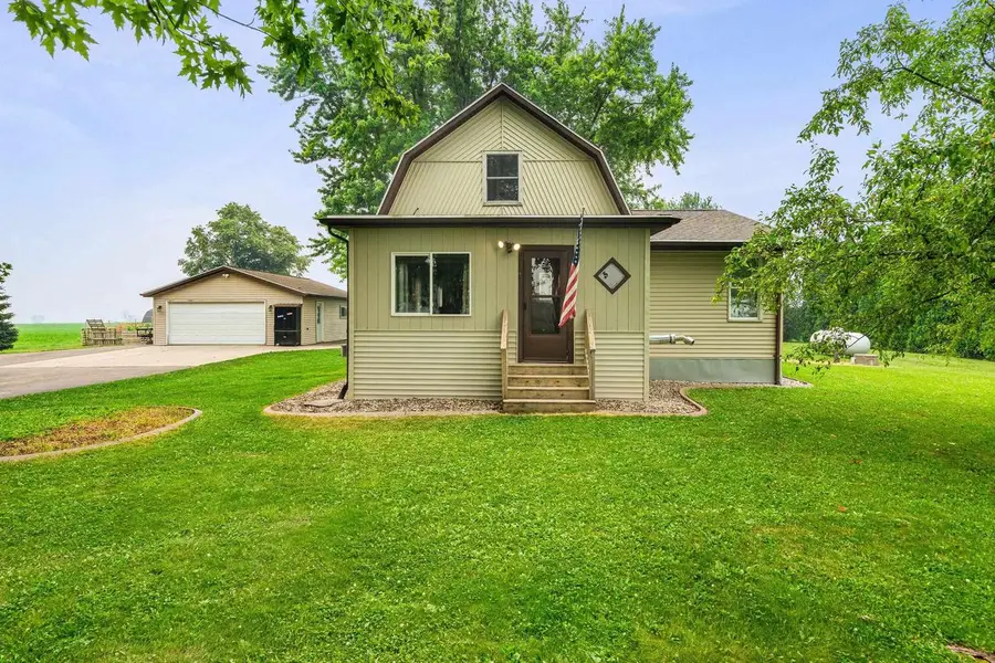 N5403 COUNTY RD W, New London, WI 54961 - #3
