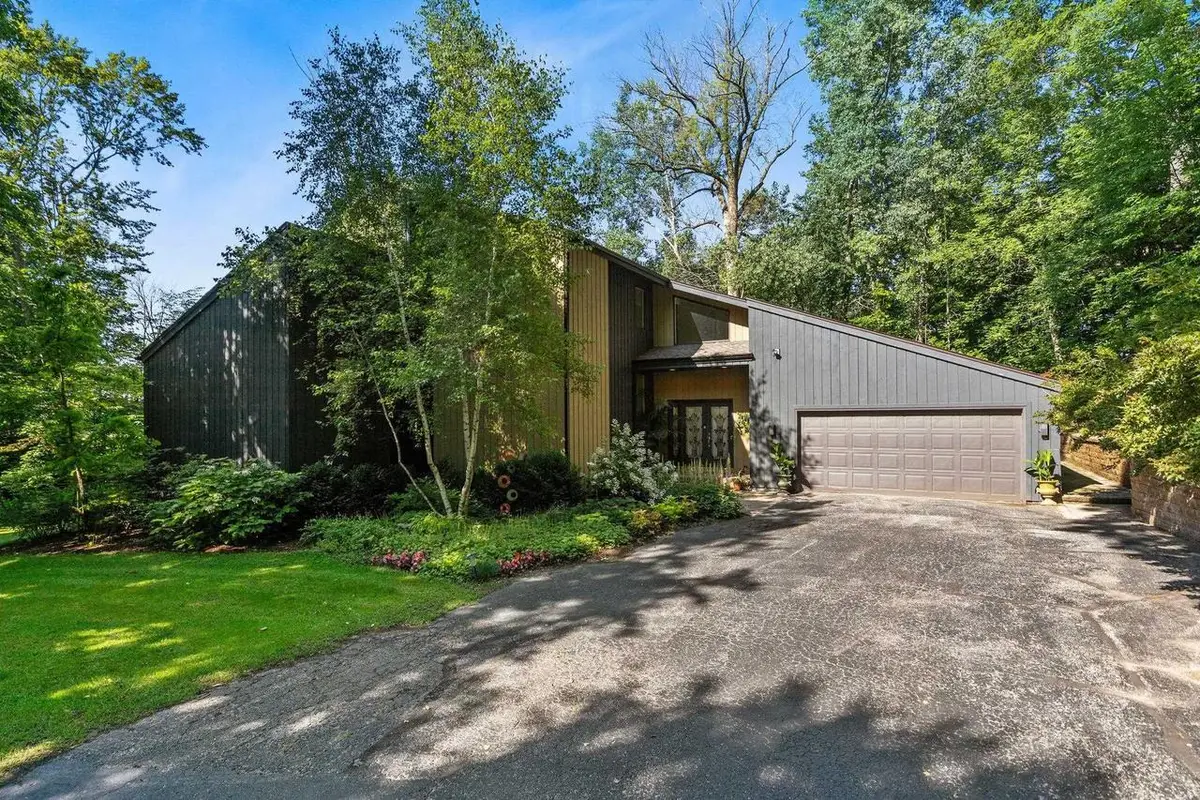 W3895 HIGHVIEW DRIVE, Appleton, WI 54913 - #1