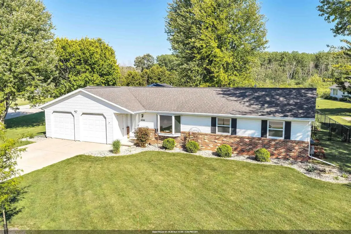 1090 MELODY DRIVE, Howard, WI 54303 - #1