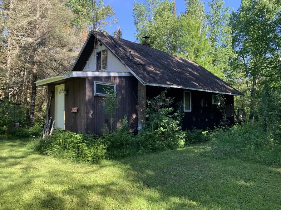4666 US HWY 8, Laona, WI 54541 - #3