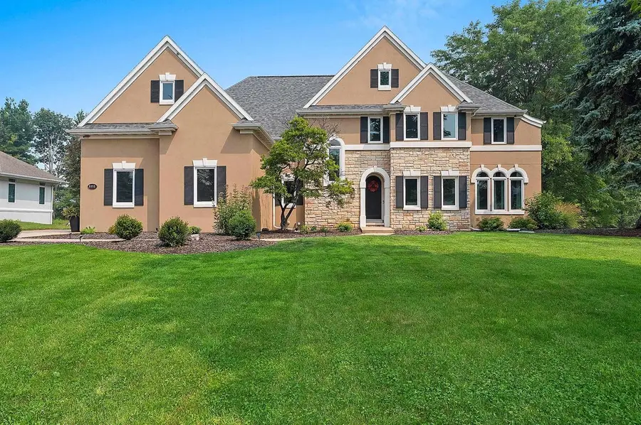 1111 HUNTINGTON WAY, Suamico, WI 54173 - #3