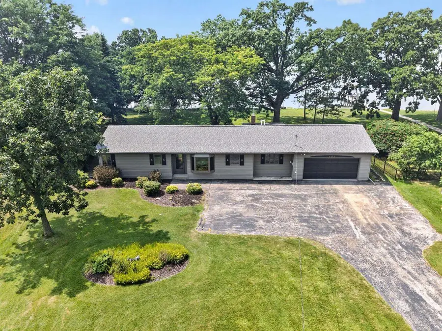 2507 EDGEWOOD LANE, Oshkosh, WI 54904 - #2
