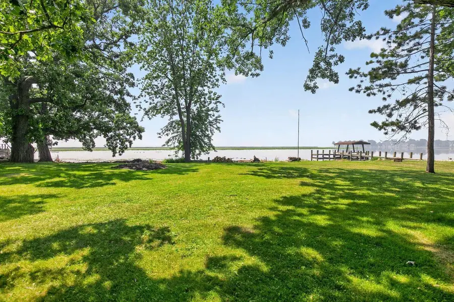 2507 EDGEWOOD LANE, Oshkosh, WI 54904 - #3