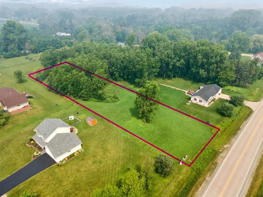 865 COUNTY ROAD J, Little Suamico, WI 54141 - #2
