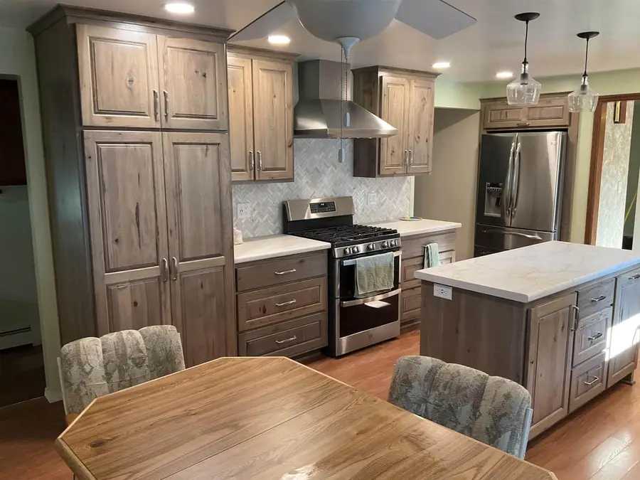 2478 SUNRISE COURT, Green Bay, WI 54302 - #2