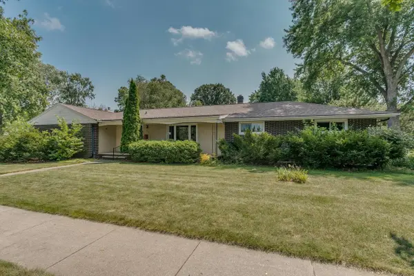 915 E GRANT STREET, Appleton, WI 54911
