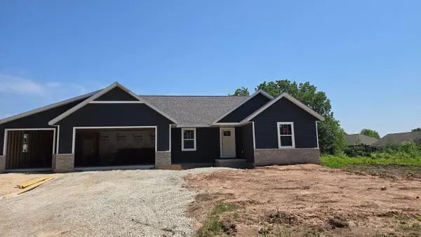 1005 LOTUS TRAIL, Menasha, WI 54952