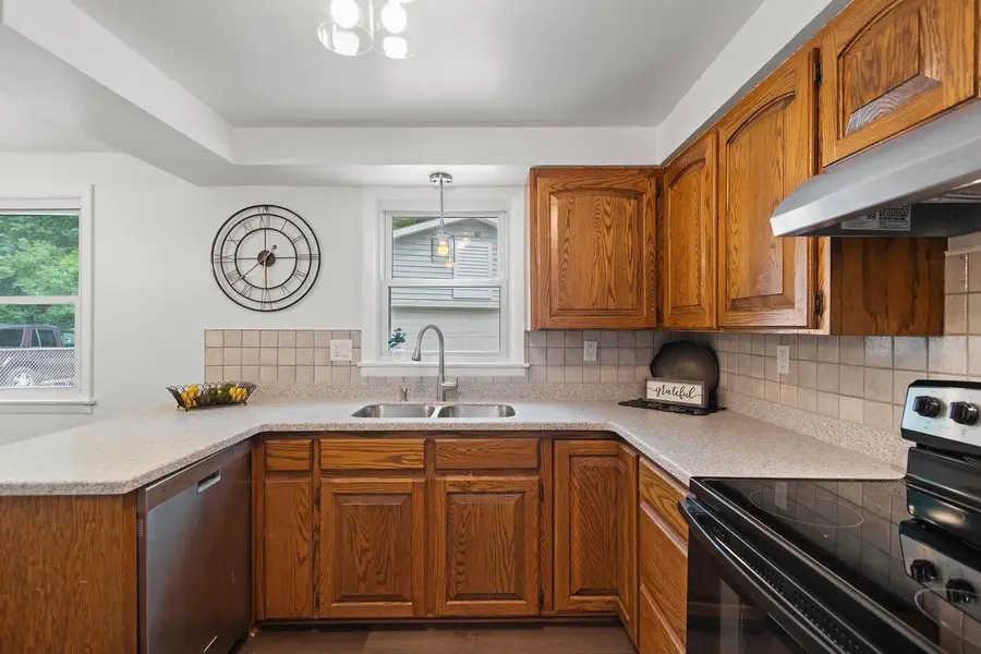 1135 WIRTZ AVENUE, Green Bay, WI 54305 - #3
