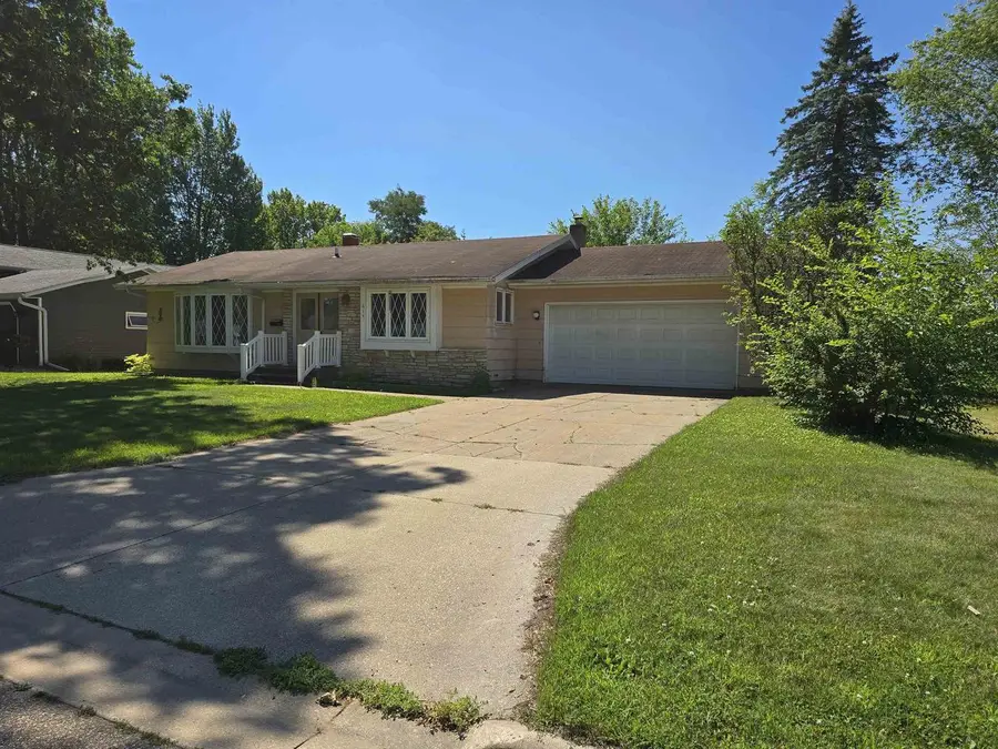 614 W 1ST STREET, Shawano, WI 54166 - #2