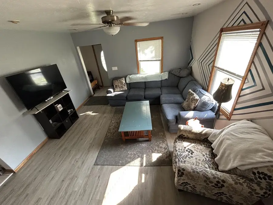 143 DAUPHIN STREET, Green Bay, WI 54301 - #3