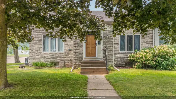 1517 DIVISION STREET, New London, WI 54961