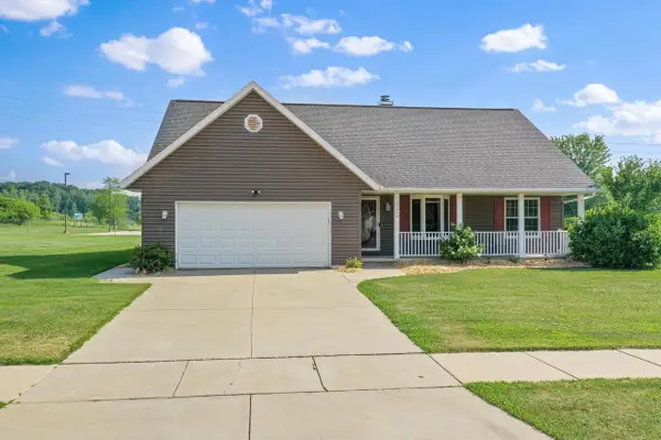 3040 JOY LANE, Green Bay, WI 54311