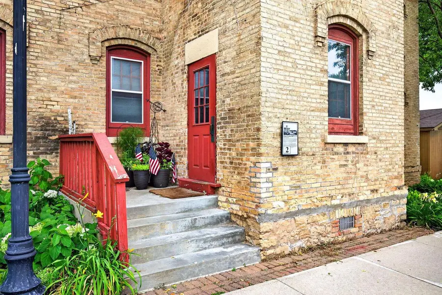 251 E MAIN STREET  #303, Omro, WI 54963 - #3