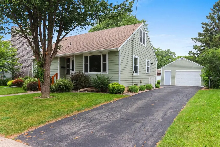 928 JEFFERSON STREET, Menasha, WI 54952 - #3