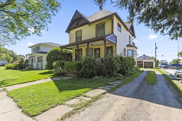 324 S MADISON STREET, Green Bay, WI 54301