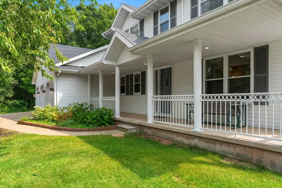 4415 FLAGSTONE COURT, De Pere, WI 54115 - #3