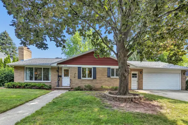 1245 SMITH STREET, Green Bay, WI 54302