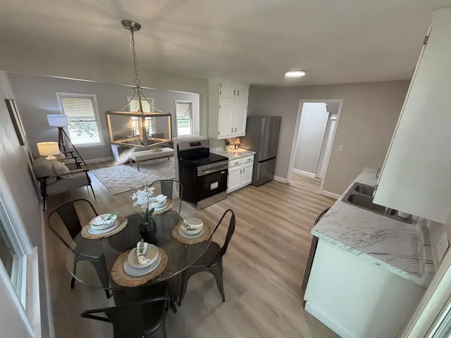 928 HARNEY AVENUE, Oshkosh, WI 54901 - #2