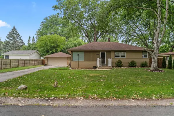 7615 N Delta PLACE, Milwaukee, WI 53223