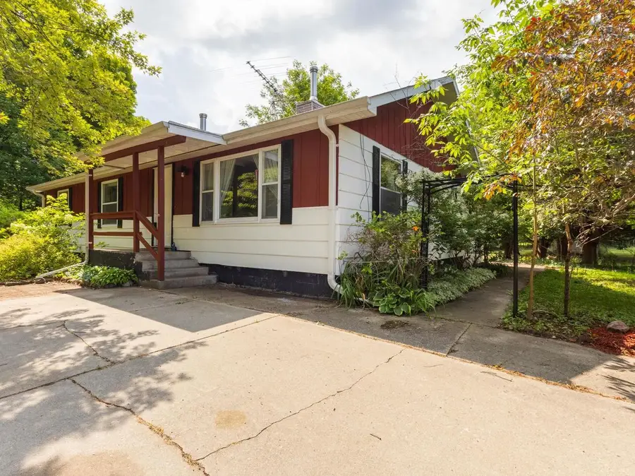 N7812 RIGHT OF WAY ROAD, Crivitz, WI 54114 - #2