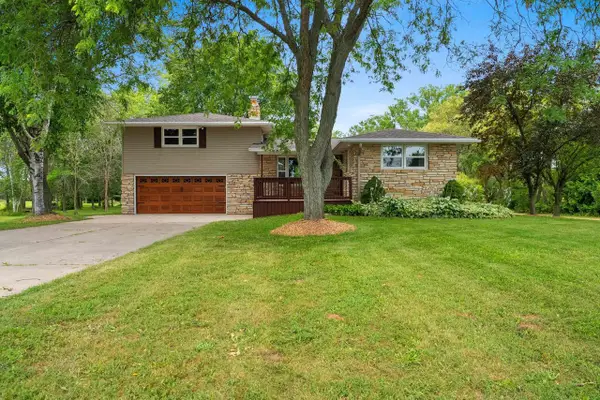 1919 CTH U, Howard, WI 54313