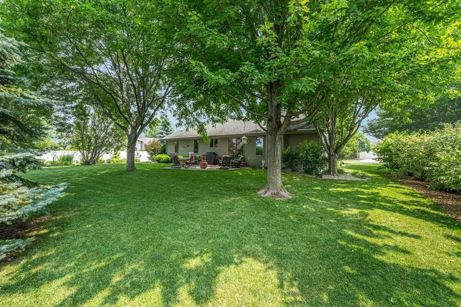 N9539 CHADBURY LANE, Appleton, WI 54915 - #2