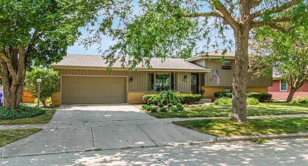 1627 N EUGENE STREET, Appleton, WI 54914