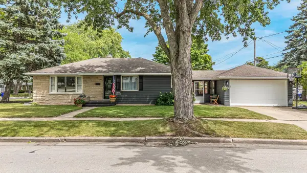 2218 N MCDONALD STREET, Appleton, WI 54911