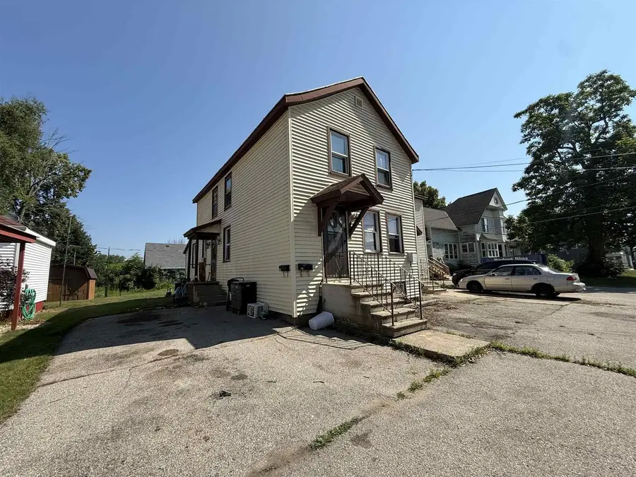 106 PECOR STREET, Oconto, WI 54153 - #2