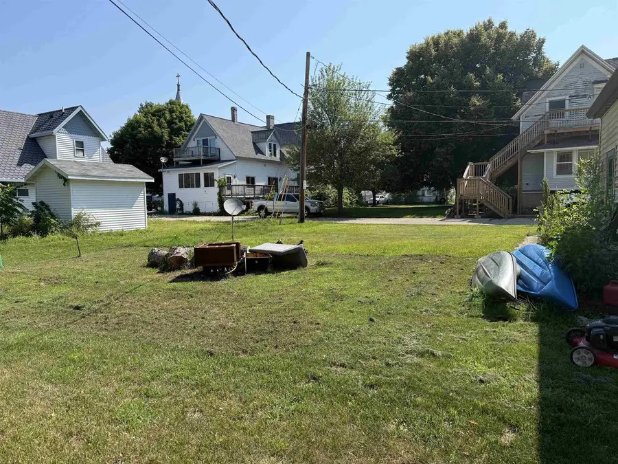 106 PECOR STREET, Oconto, WI 54153 - #3