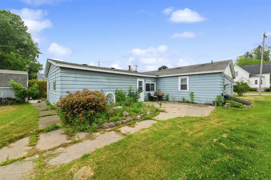 231 LAKE STREET, Marinette, WI 54143 - #2