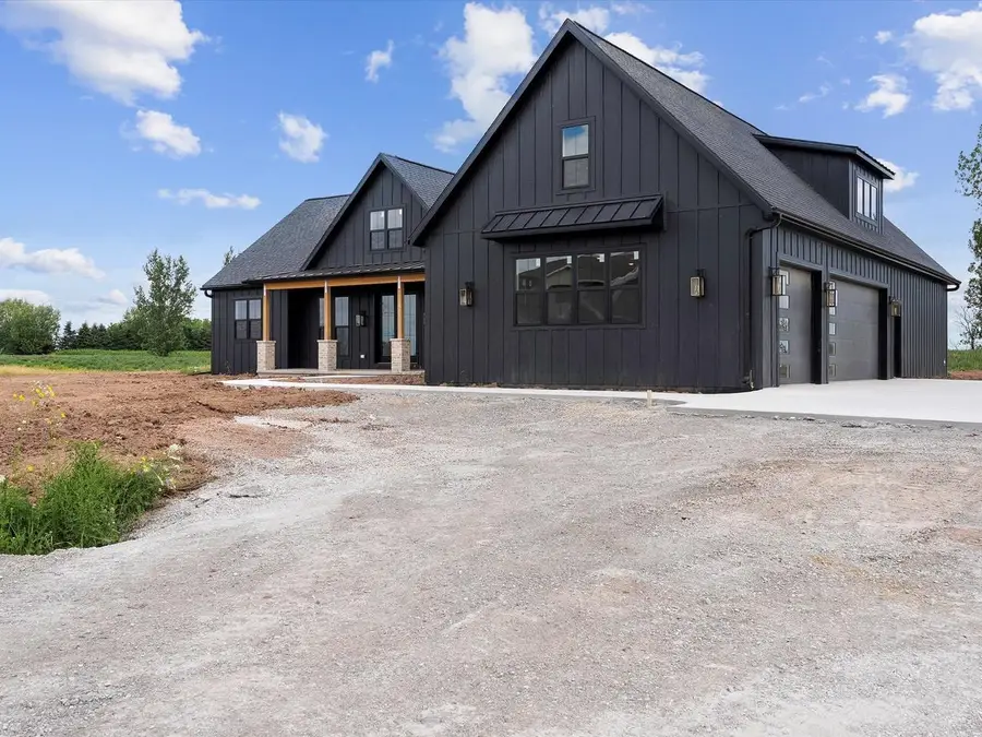 1471 ROCKLAND HEIGHTS ROAD, De Pere, WI 54115 - #2