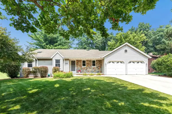 3122 BIRDIE COURT, Green Bay, WI 54313