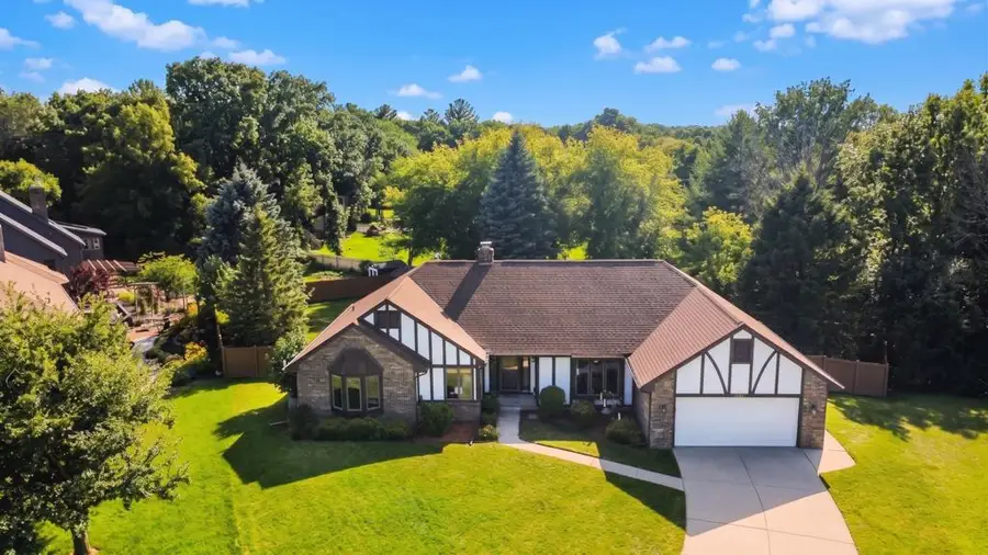 1421 HARBOR SPRINGS CIRCLE, Green Bay, WI 54311 - #2
