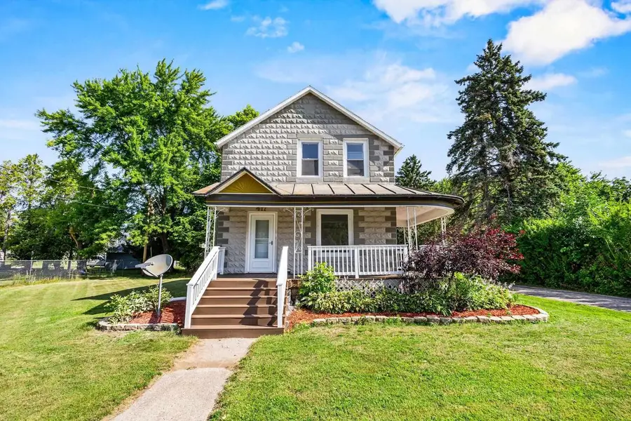 417 MADISON STREET, Oconto, WI 54153 - #2