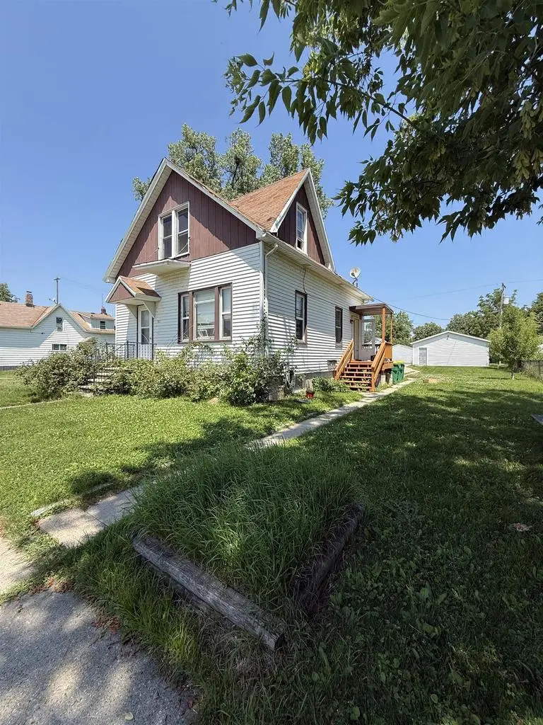 911 SMITH STREET, Green Bay, WI 54302 - #2