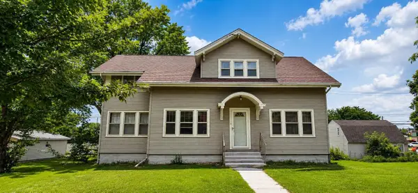 414 S 3RD AVENUE, Onalaska, WI 54650