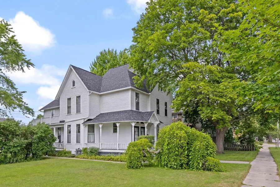 910 CHERRY STREET, Green Bay, WI 54301 - #3