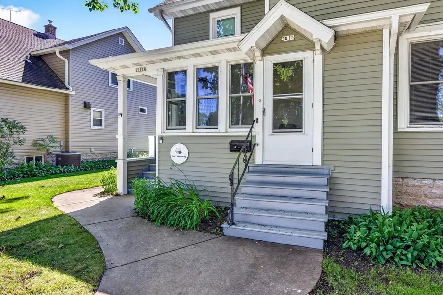2013 DOTY STREET, Oshkosh, WI 54902 - #2