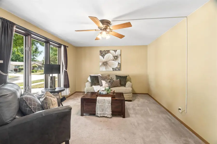 2515 MINERVA STREET, Oshkosh, WI 54901 - #2