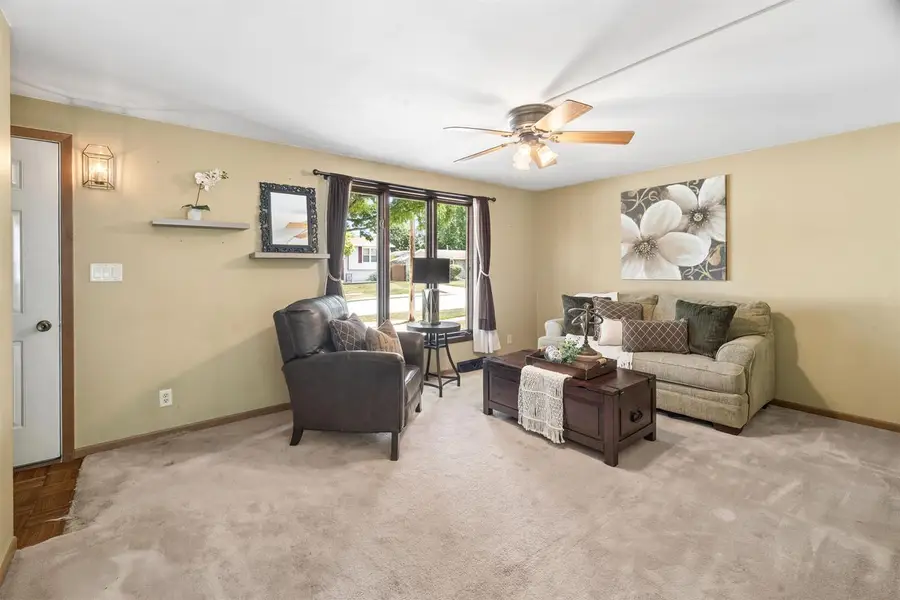 2515 MINERVA STREET, Oshkosh, WI 54901 - #3