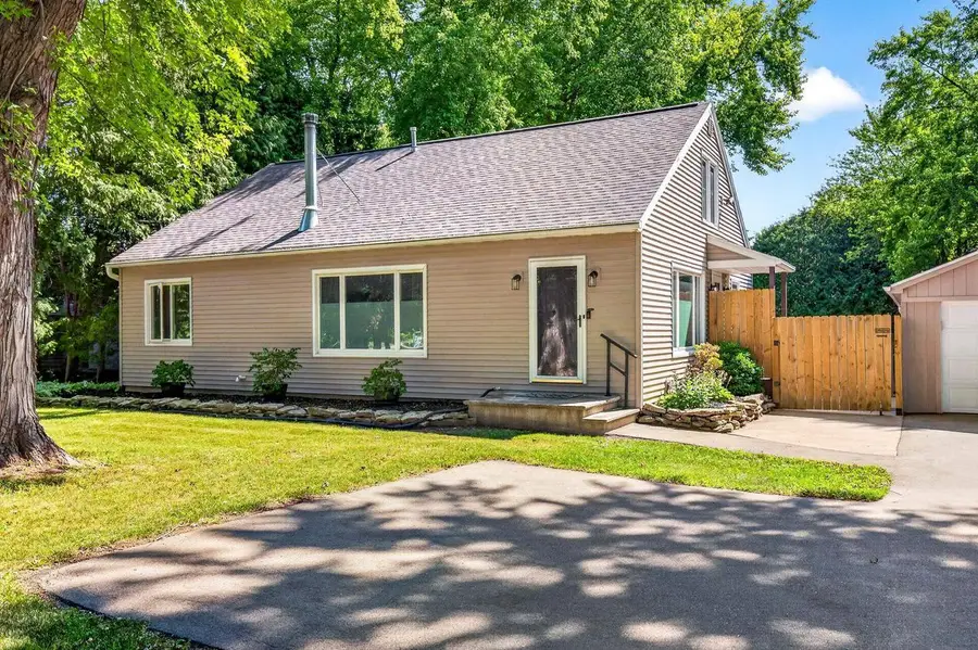 1338 LEONARD POINT ROAD, Oshkosh, WI 54904 - #3