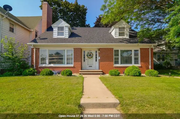 1452 UNIVERSITY AVENUE, Green Bay, WI 54302