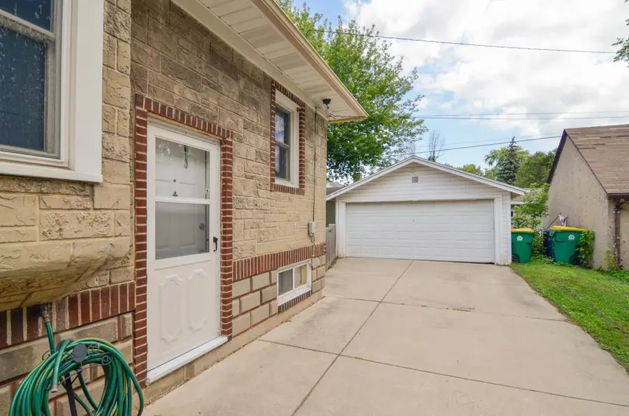 1066 ELMORE STREET, Green Bay, WI 54303 - #3
