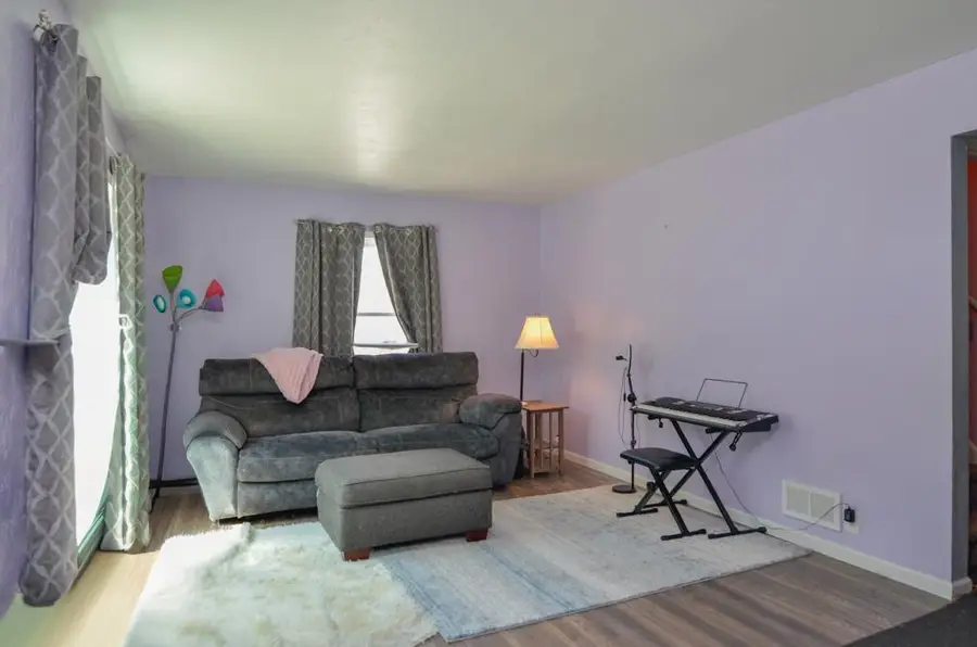 816 E HARRISON STREET, Appleton, WI 54915 - #2